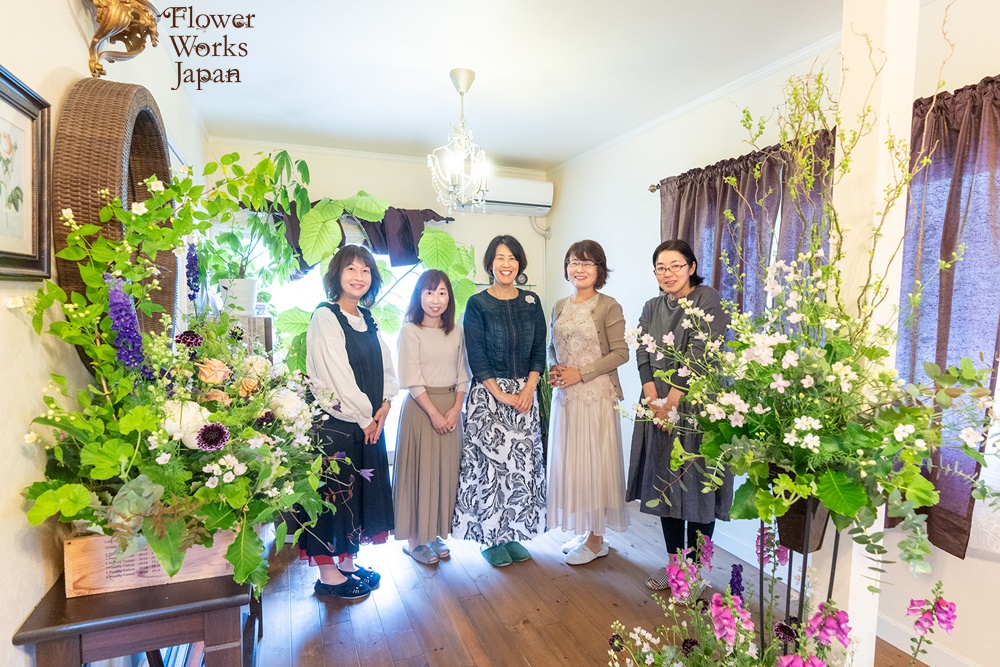 兵庫県神戸市フラワーアレンジメント教室アトリエジューンの作品展の様子
